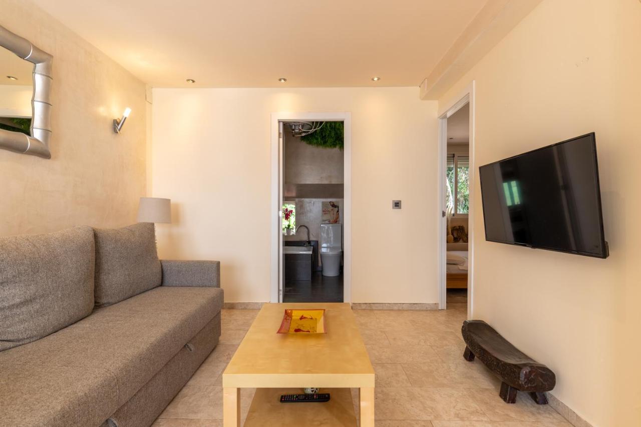 Seabreeze Carihuela Apartment Torremolinos Dış mekan fotoğraf