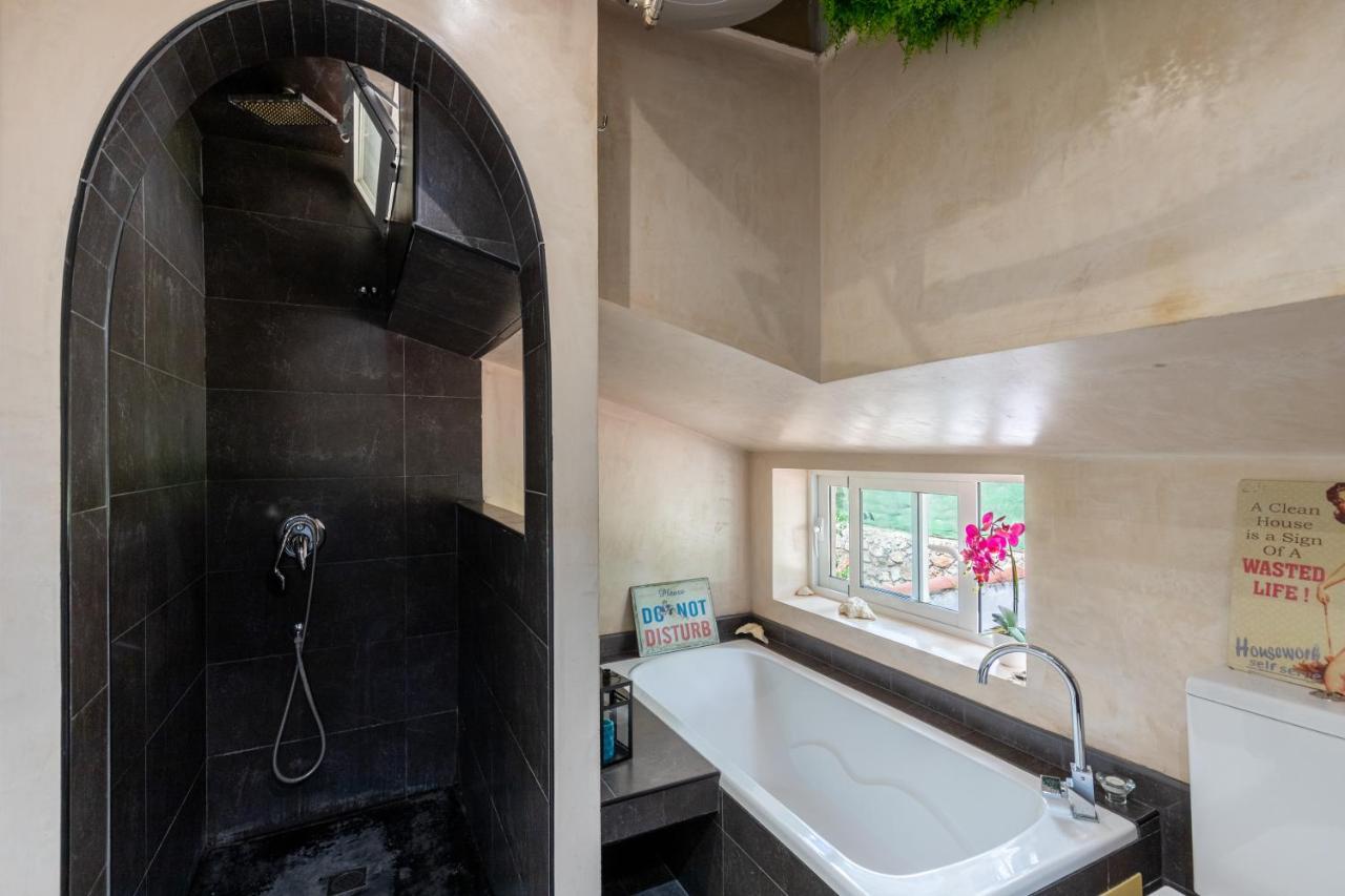 Seabreeze Carihuela Apartment Torremolinos Dış mekan fotoğraf